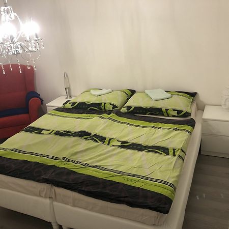 Circle Apartments Ipelska 布拉迪斯拉发 外观 照片
