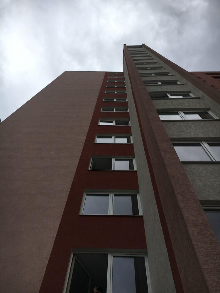 Circle Apartments Ipelska 布拉迪斯拉发 外观 照片